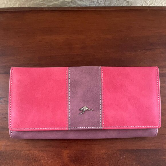 I ❤️ Aus Pink and Purple Wallet - Picture 1 of 6